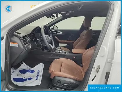 AUDI A4 40 TFSI PREMIUM
