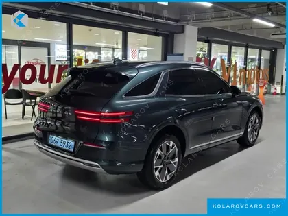 GENESIS GV70 E-AWD