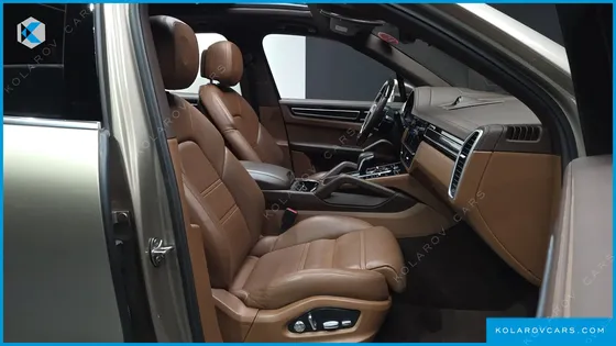 PORSCHE CAYENNE 3.0