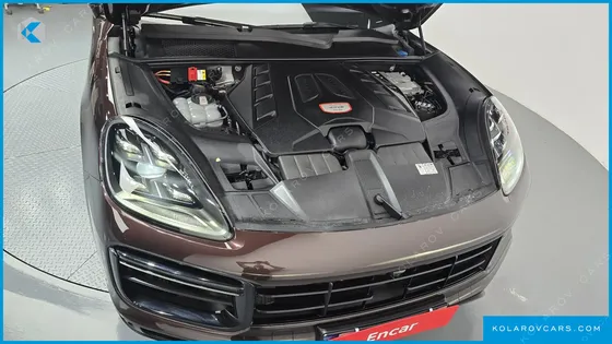 PORSCHE CAYENNE 4.0 TURBO