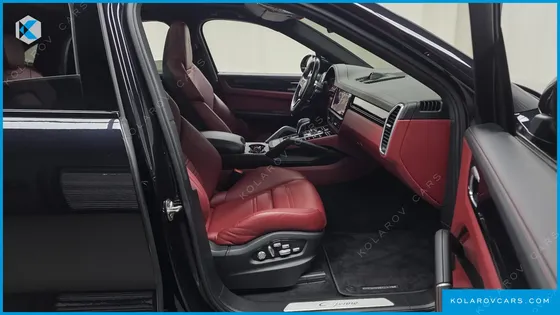 PORSCHE CAYENNE 3.0 COUPE