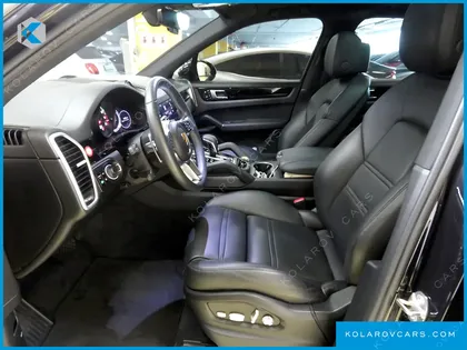 PORSCHE CAYENNE 3.0