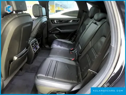 PORSCHE CAYENNE 3.0