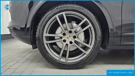 PORSCHE CAYENNE 3.0 COUPE