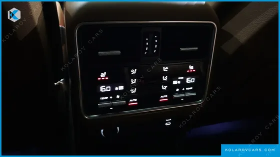 PORSCHE CAYENNE 3.0 COUPE PLATINUM EDITION
