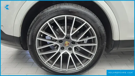 PORSCHE CAYENNE 3.0 COUPE