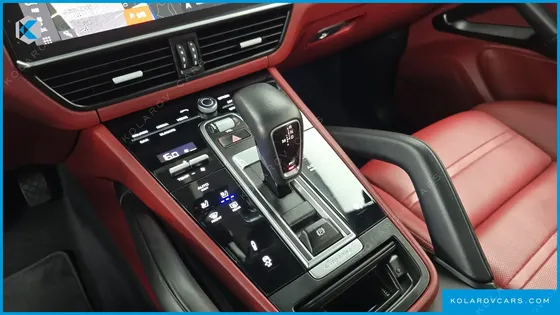PORSCHE CAYENNE 3.0 COUPE