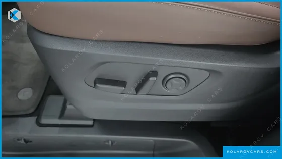 HYUNDAI STARIA HEV 1.6T LOUNGE 7-SEATER
