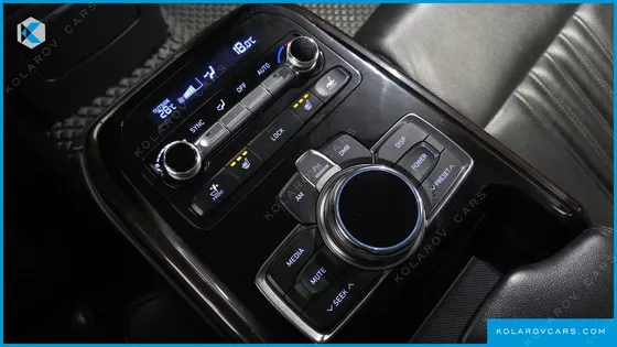 GENESIS EQ900 3.8 GDI AWD