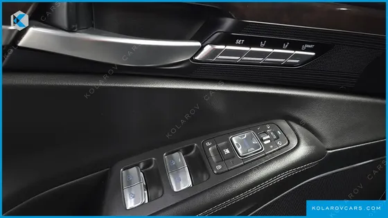 GENESIS EQ900 3.8 GDI AWD