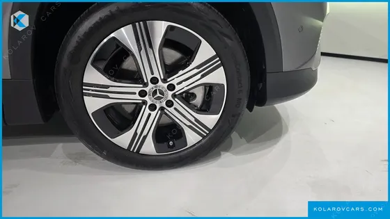 MERCEDES EQB EQB300 4MATIC PROGRESSIVE