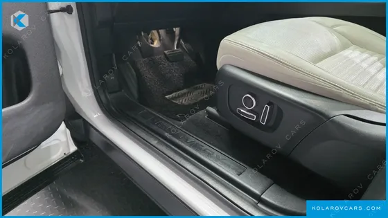 LAND ROVER DISCOVERY SPORT D200 S