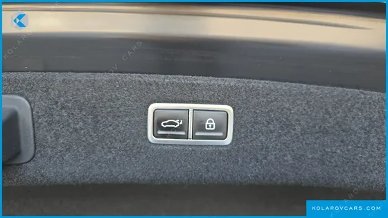 GENESIS G90 GASOLINE 3.5 TURBO AWD
