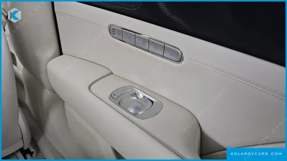 GENESIS G90 GASOLINE 3.5 TURBO AWD