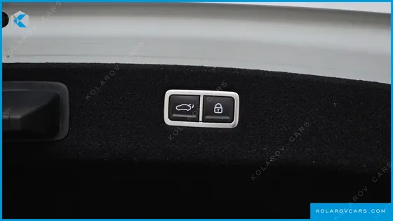GENESIS G90 GASOLINE 3.5 TURBO AWD