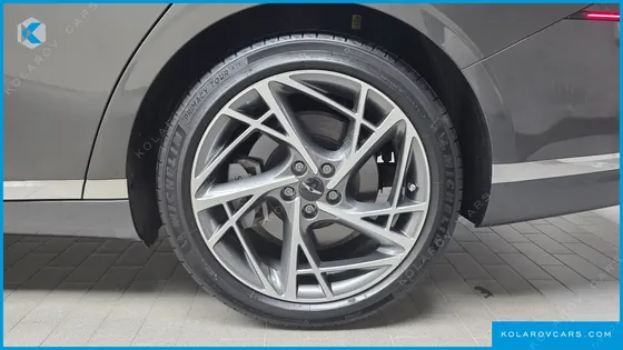 GENESIS G90 GASOLINE 3.5 TURBO AWD
