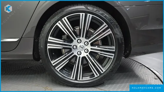 VOLVO S90 T8 AWD ULTIMATE BRIGHT