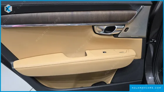 VOLVO S90 T8 AWD ULTIMATE BRIGHT