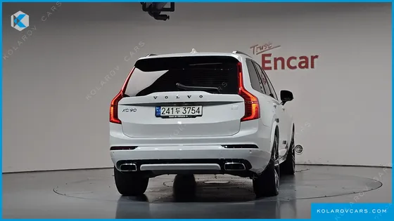 VOLVO XC90 T8 R-DESIGN HYBRID
