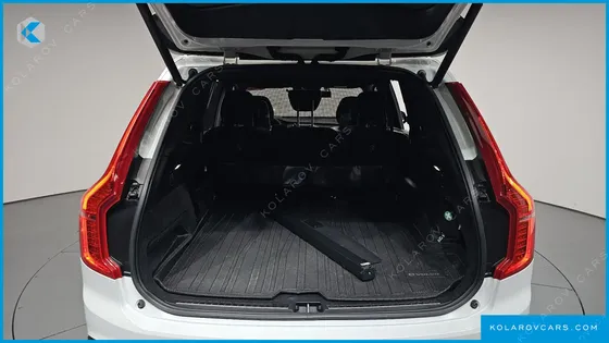 VOLVO XC90 T8 R-DESIGN HYBRID