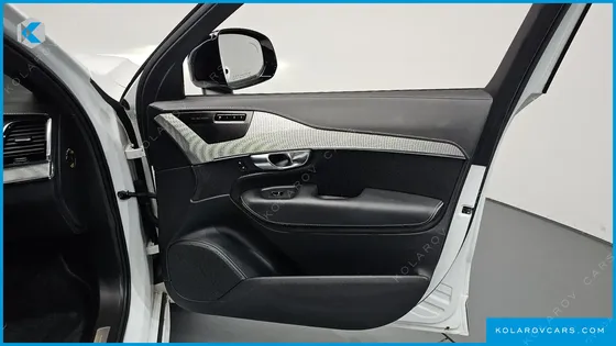 VOLVO XC90 T8 R-DESIGN HYBRID