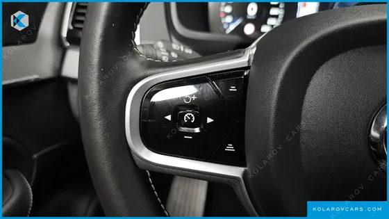 VOLVO XC90 T8 R-DESIGN HYBRID