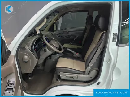 HYUNDAI PORTER II SUPER CABIN LPG