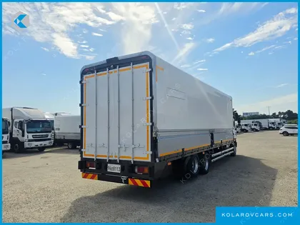 HYUNDAI MEGA TRUCK GOLD