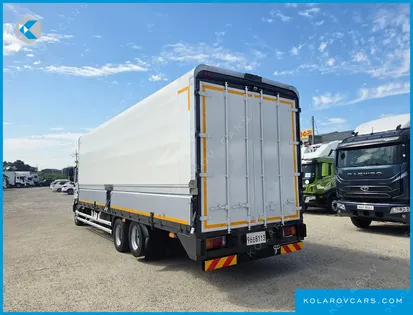 HYUNDAI MEGA TRUCK GOLD
