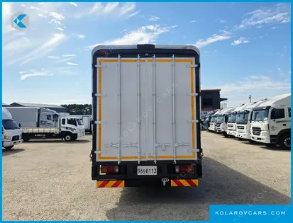 HYUNDAI MEGA TRUCK GOLD