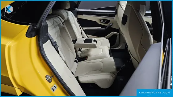 LAMBORGHINI URUS 4.0 V8