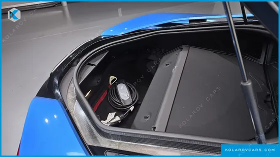 BMW I8 COUPE