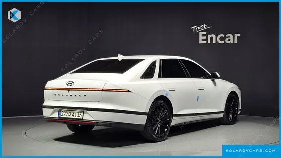 HYUNDAI GRANDEUR CALLIGRAPHY