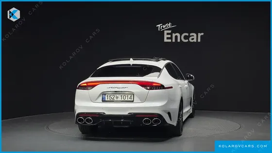 KIA STINGER 2.5 PLATINUM