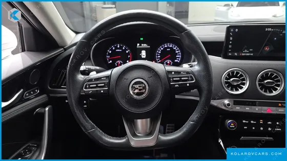 KIA STINGER 2.5 PLATINUM
