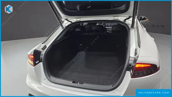 KIA STINGER 2.5 PLATINUM