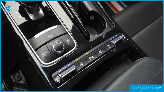 KIA STINGER 2.5 PLATINUM