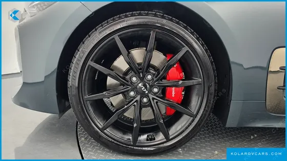 KIA STINGER 2.5 MASTERS ACRO EDITION