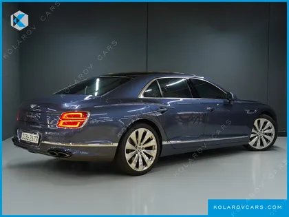 BENTLEY FLYING SPUR 4.0