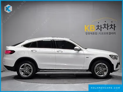 MERCEDES GLC-CLASS GLC300E 4MATIC COUPE