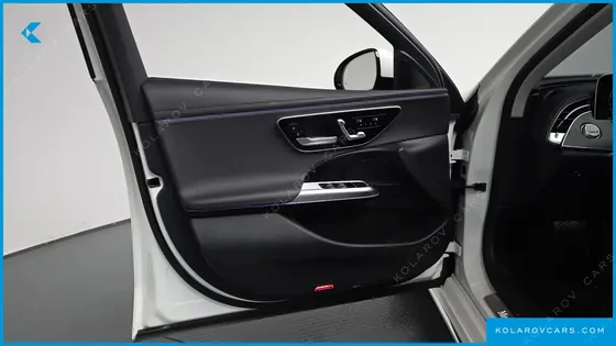 MERCEDES E-CLASS E220D 4MATIC EXCLUSIVE