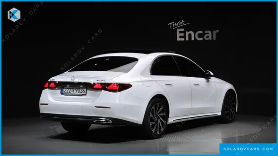 MERCEDES E-CLASS E300 4MATIC EXCLUSIVE