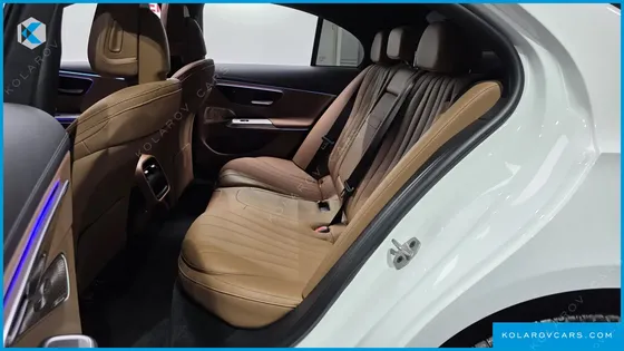 MERCEDES E-CLASS E300 4MATIC EXCLUSIVE