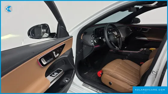 MERCEDES E-CLASS E200 AVANTGARDE
