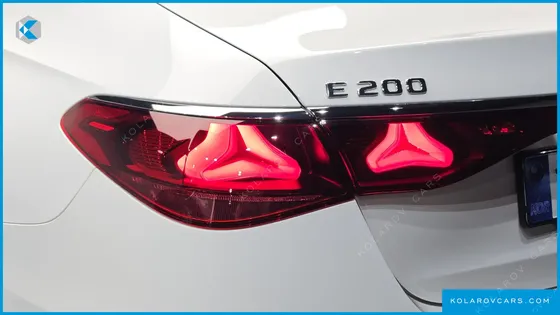 MERCEDES E-CLASS E200 AVANTGARDE