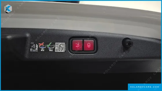 MERCEDES E-CLASS E220D 4MATIC EXCLUSIVE
