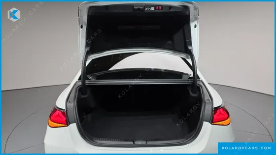 MERCEDES E-CLASS E200 AMG LINE