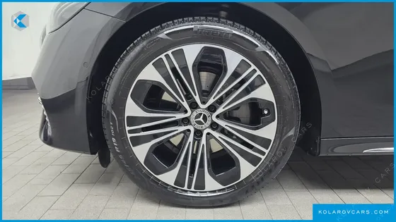 MERCEDES E-CLASS E220D 4MATIC EXCLUSIVE