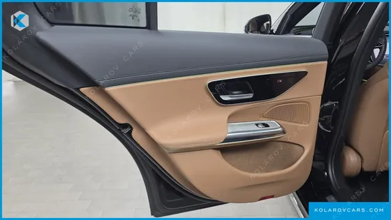 MERCEDES E-CLASS E220D 4MATIC EXCLUSIVE