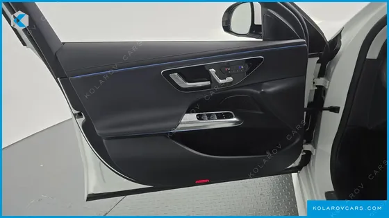 MERCEDES E-CLASS E200 AVANTGARDE